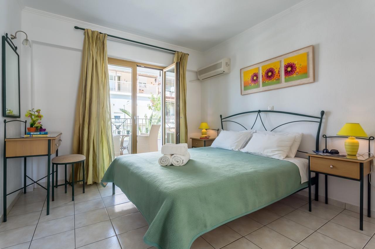 Ritsa Studios Skiathos Town Exterior foto