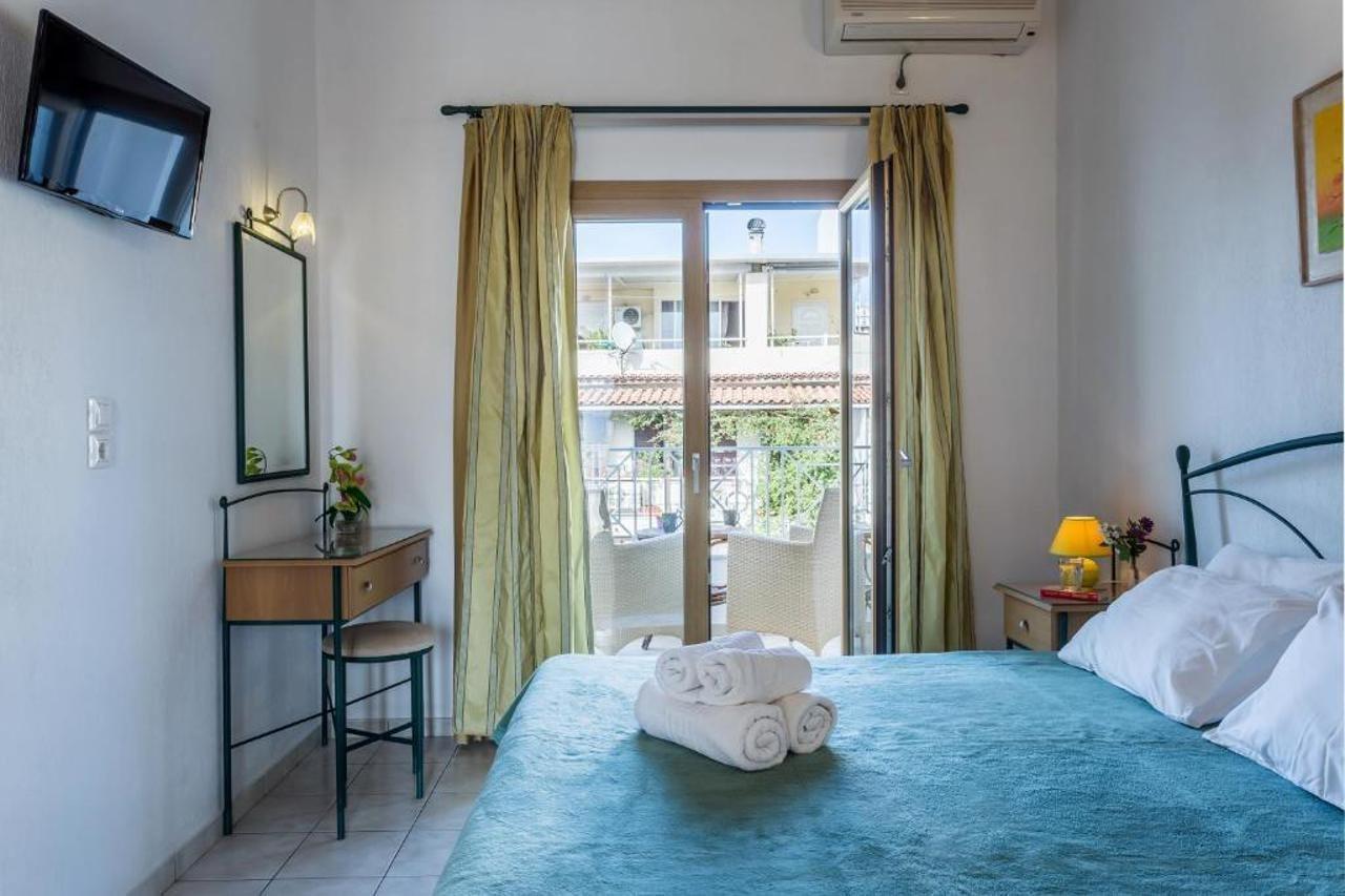 Ritsa Studios Skiathos Town Exterior foto