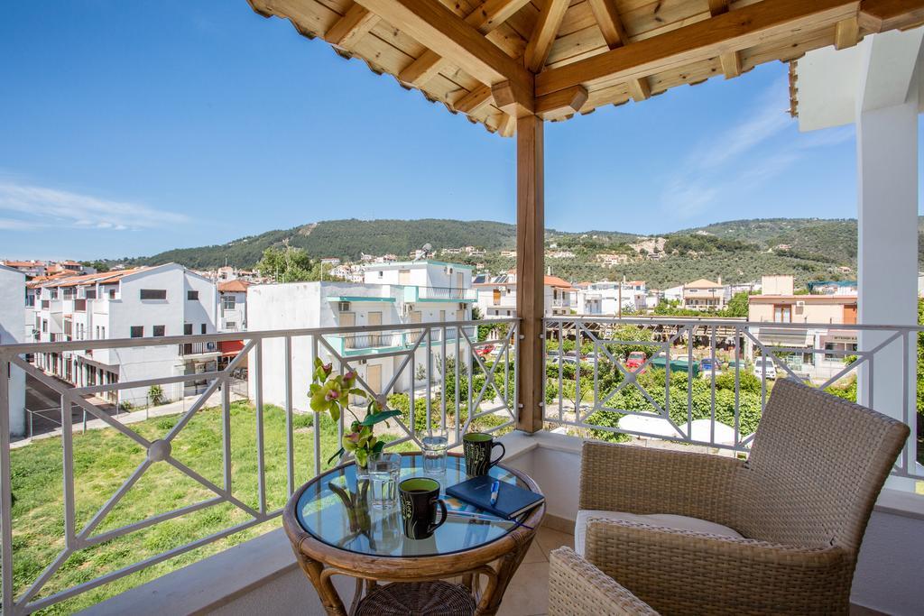 Ritsa Studios Skiathos Town Exterior foto