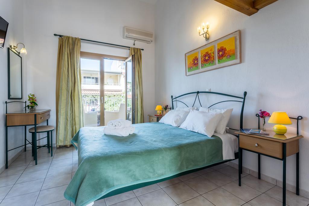 Ritsa Studios Skiathos Town Exterior foto