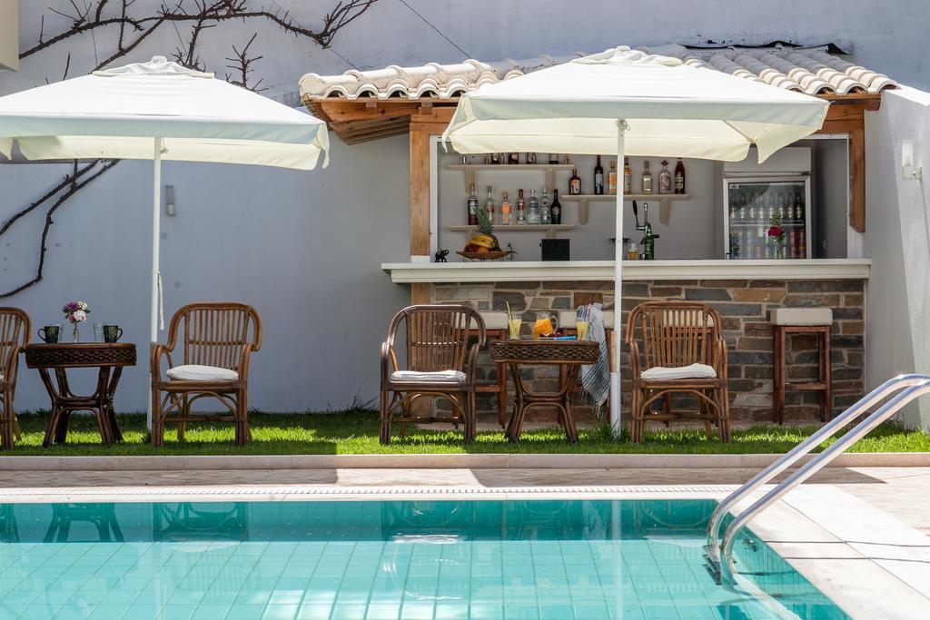 Ritsa Studios Skiathos Town Exterior foto