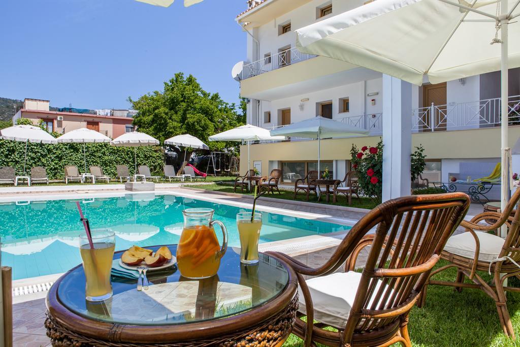 Ritsa Studios Skiathos Town Exterior foto
